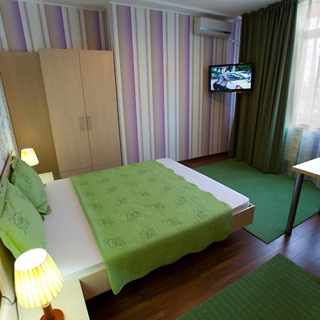 Hotel La Gil Bucarest Habitación foto