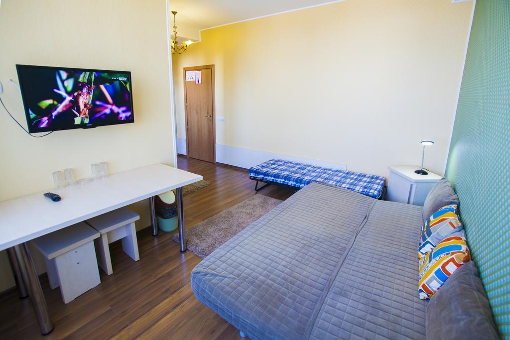 Hotel La Gil Bucarest Habitación foto