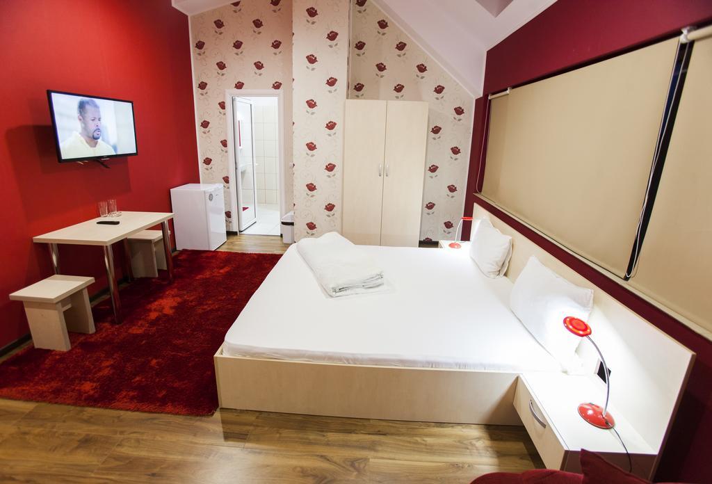 Hotel La Gil Bucarest Habitación foto
