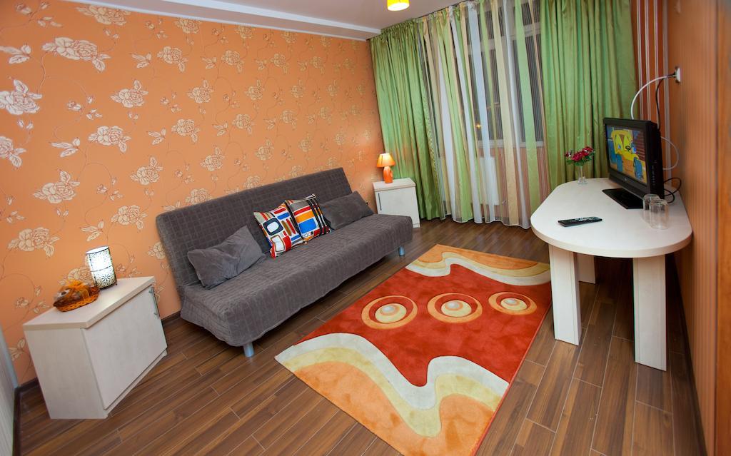 Hotel La Gil Bucarest Habitación foto